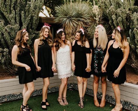 bachelorette party for bride at home
